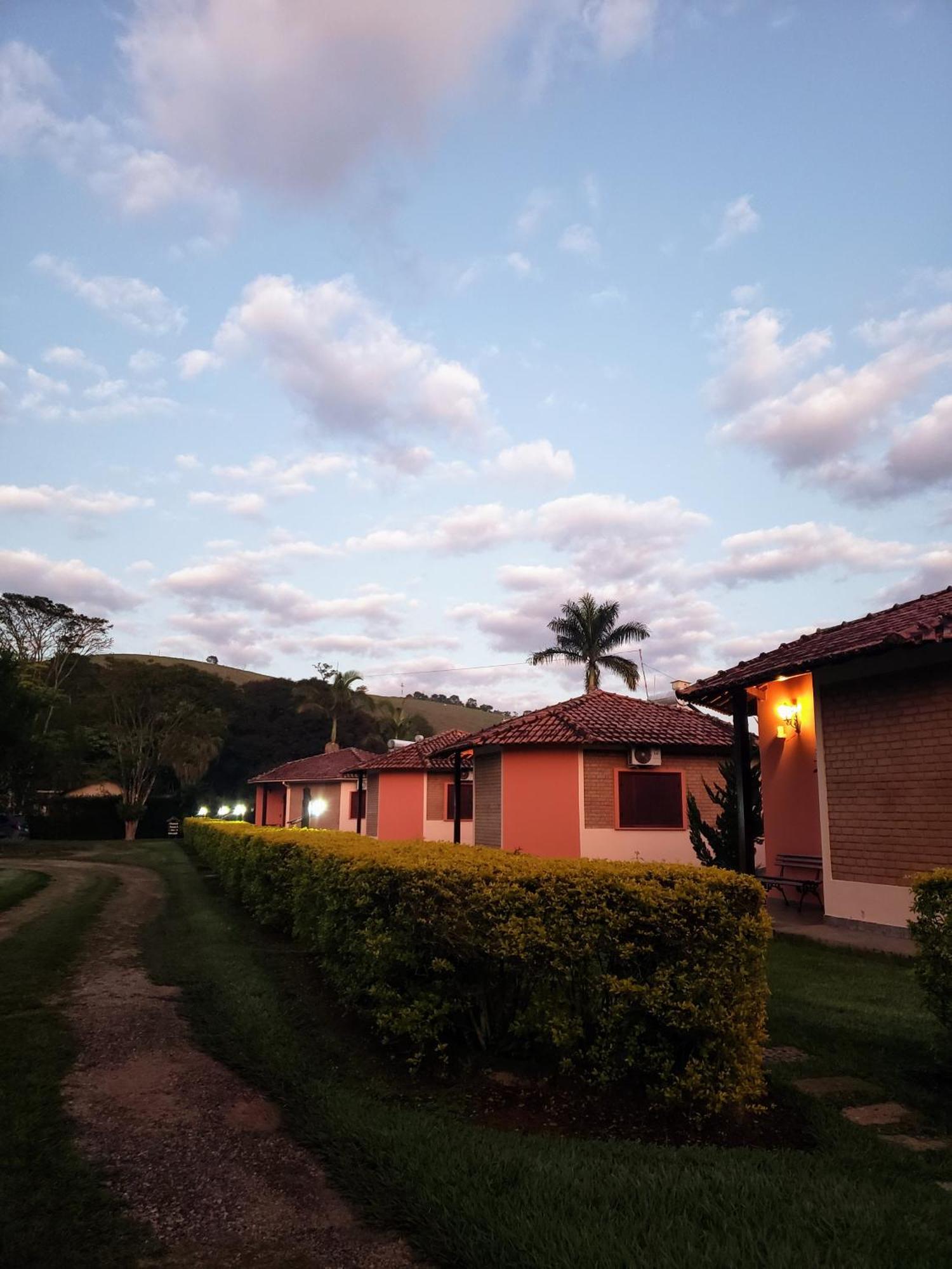 Pousada Vila Minas Itanhandu Buitenkant foto
