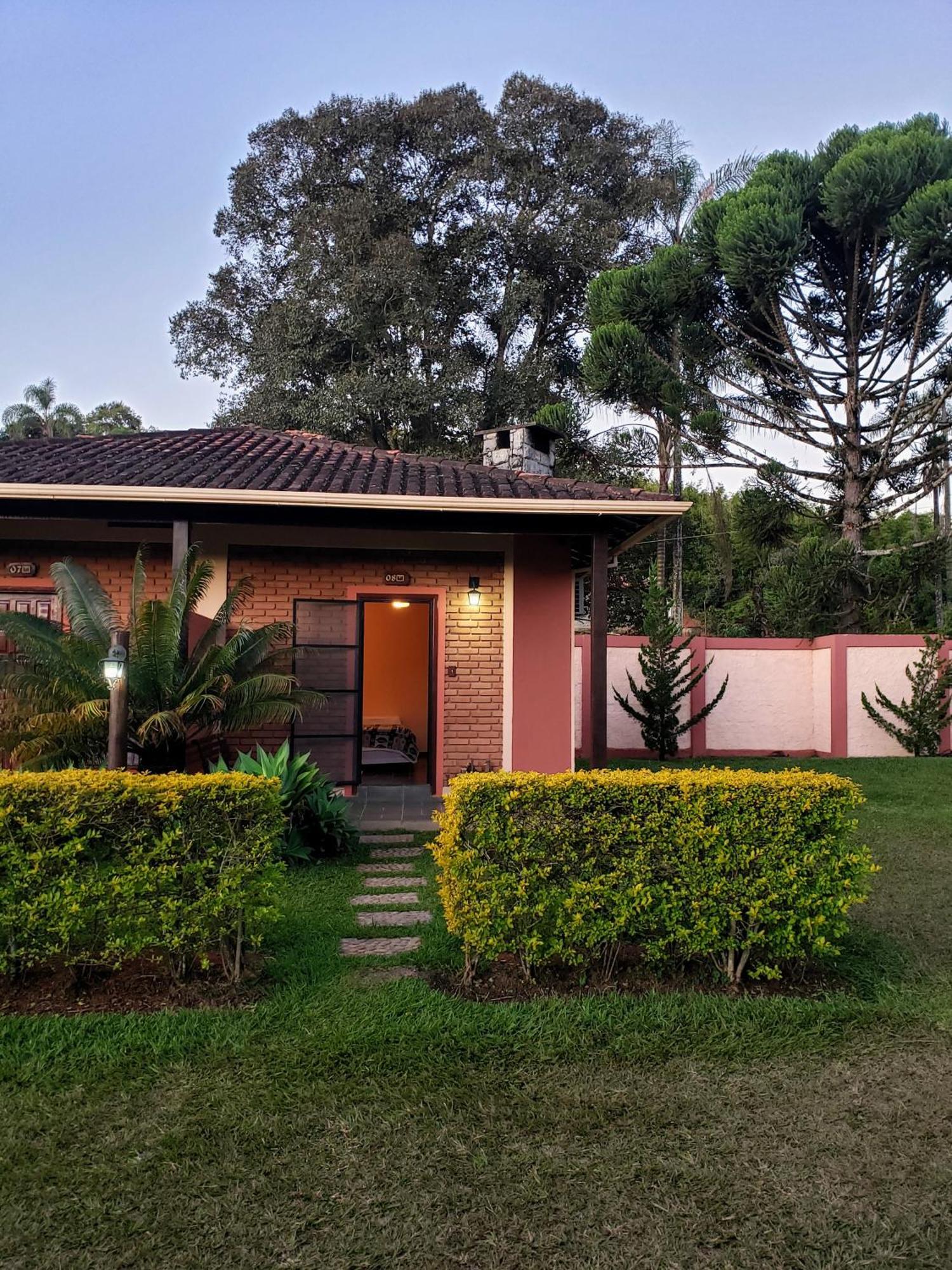 Pousada Vila Minas Itanhandu Buitenkant foto