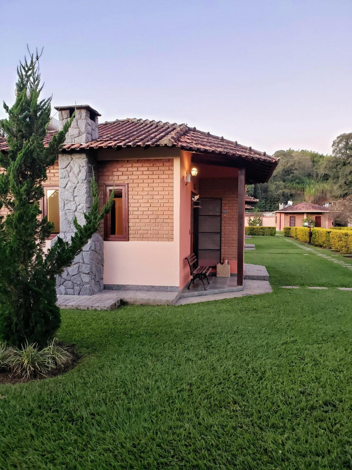 Pousada Vila Minas Itanhandu Buitenkant foto